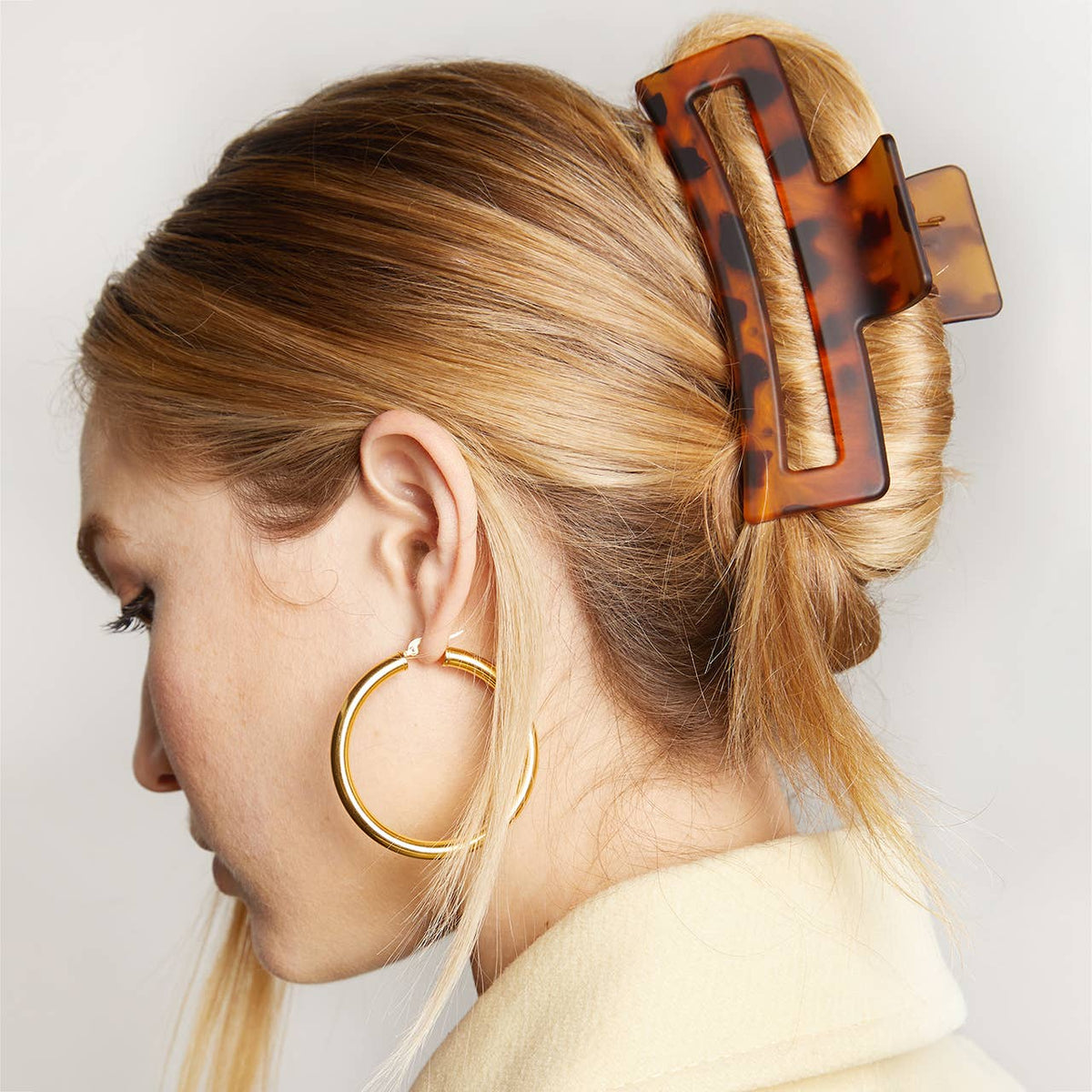 HALLA ASSORTED CLIPS