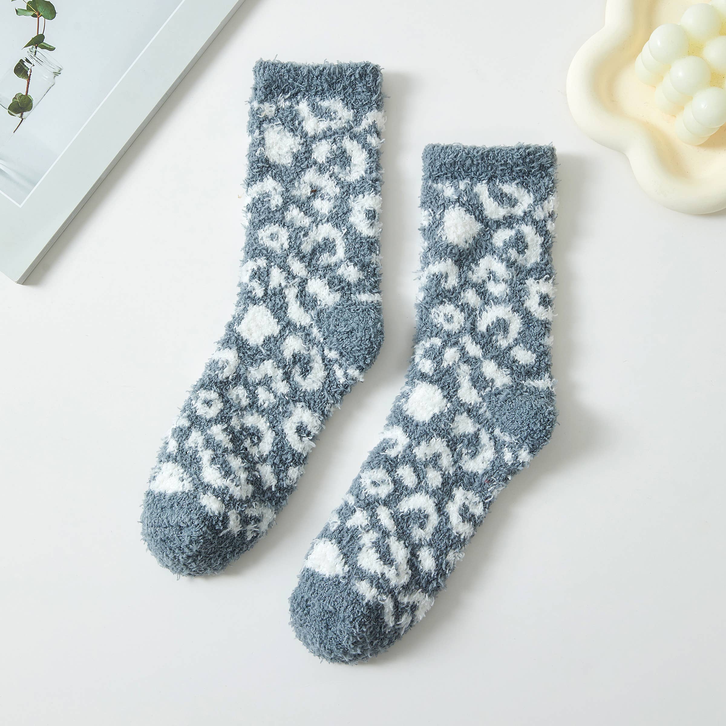 FURRA FUZZY SOCKS