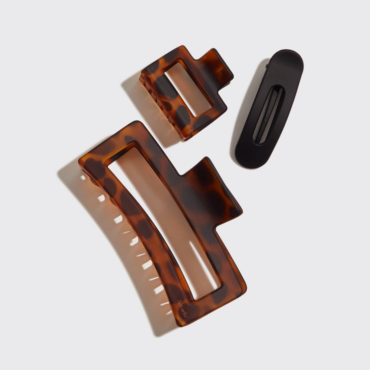 HALLA ASSORTED CLIPS