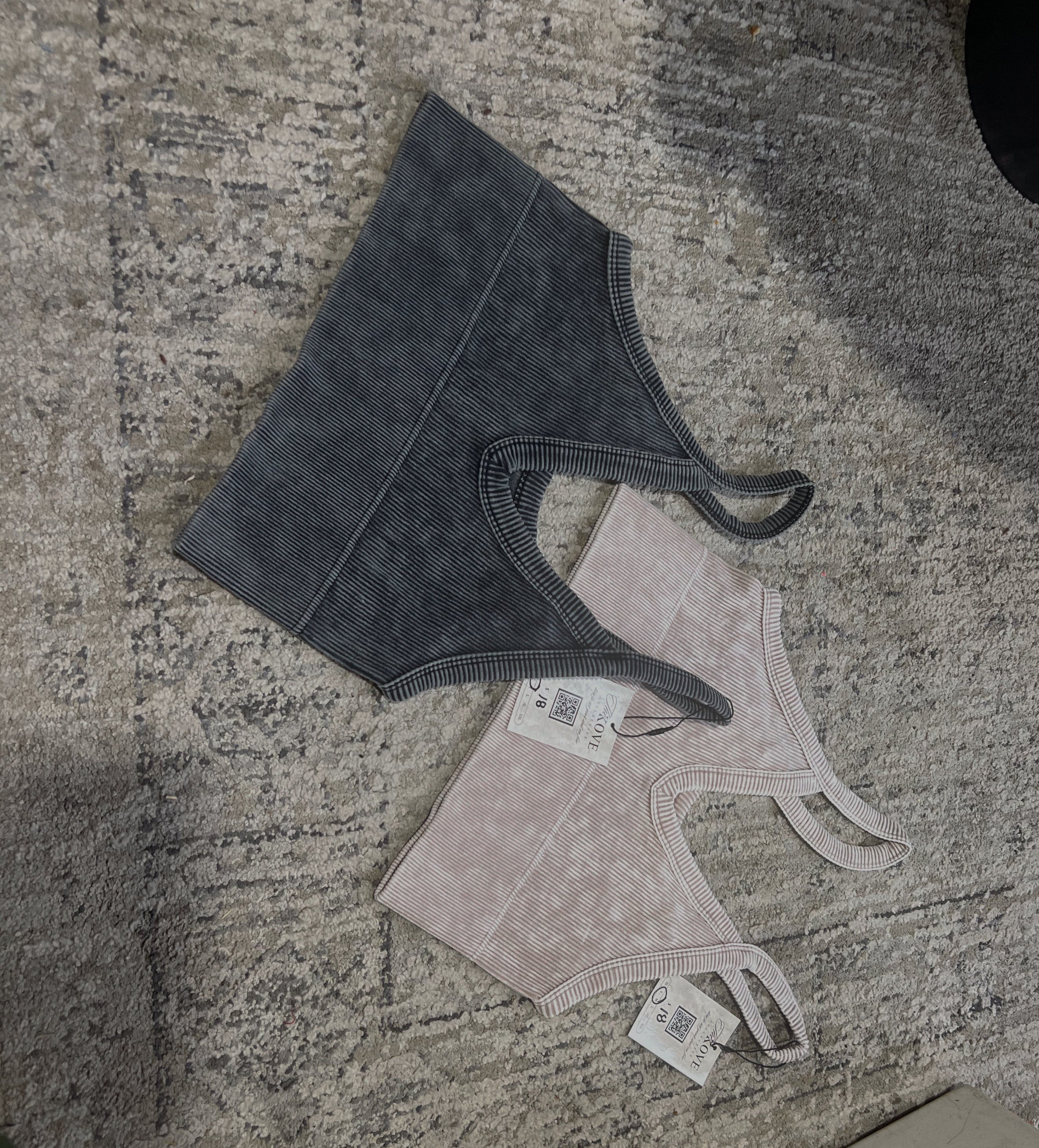 LAV SEAMLESS V-NECK BRA (NO PADDING)