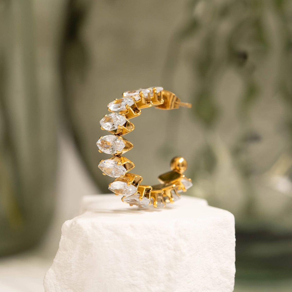 MARQUIS MAYA HOOPS - 18K GOLD PVD