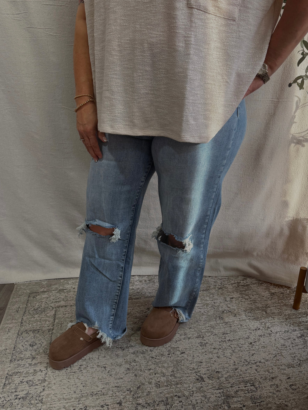 ELARA HIGH RISE STRETCH SLIM WIDE LEG W/ DESTROYED HEM