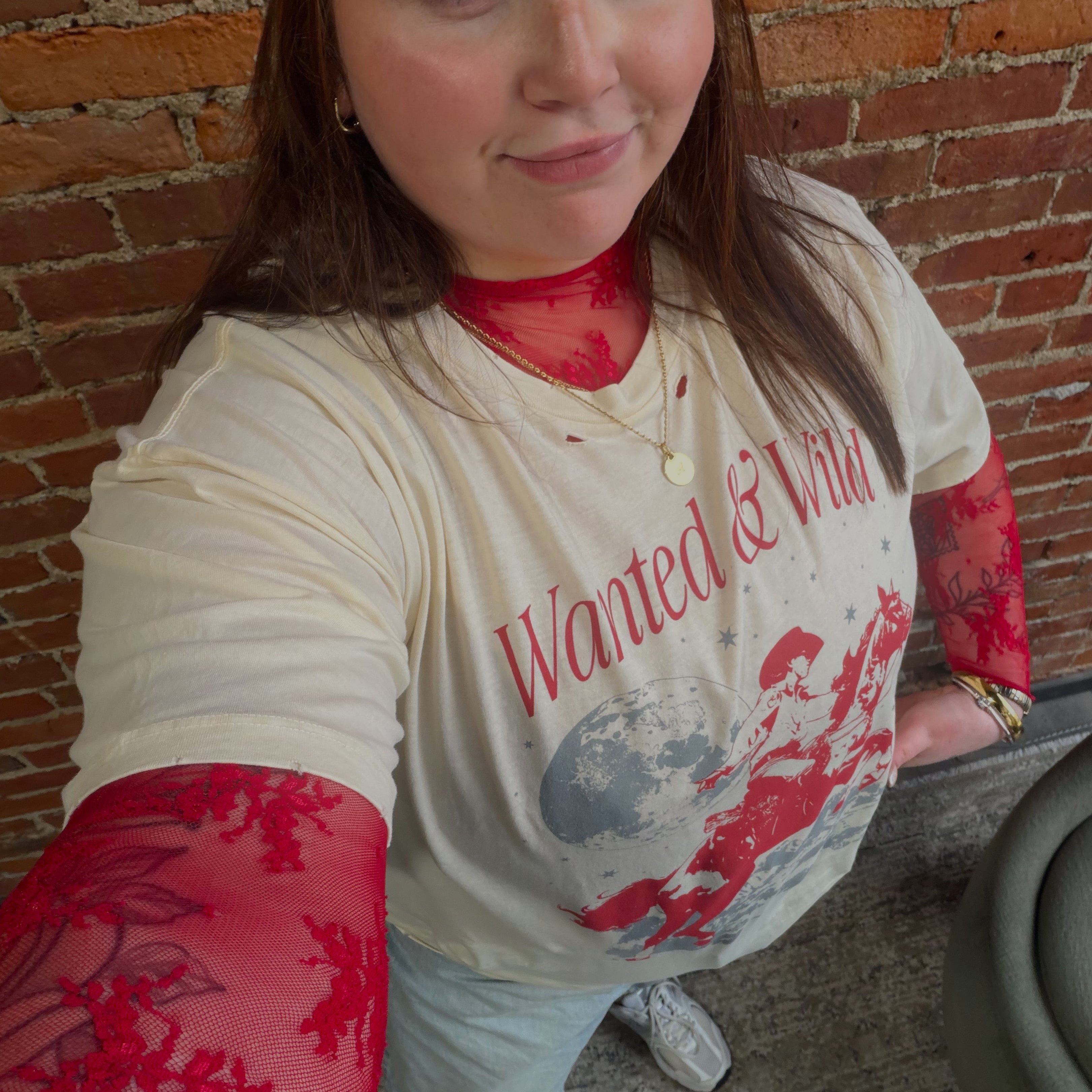 WANTED & WILD GRAPHIC TEE