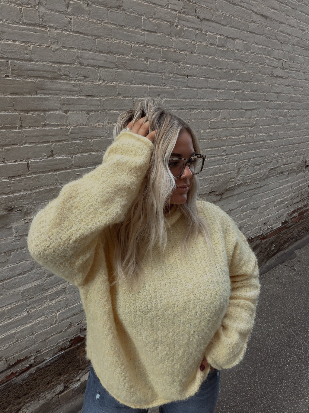 SUNSHINE AND SOUL SWEATER