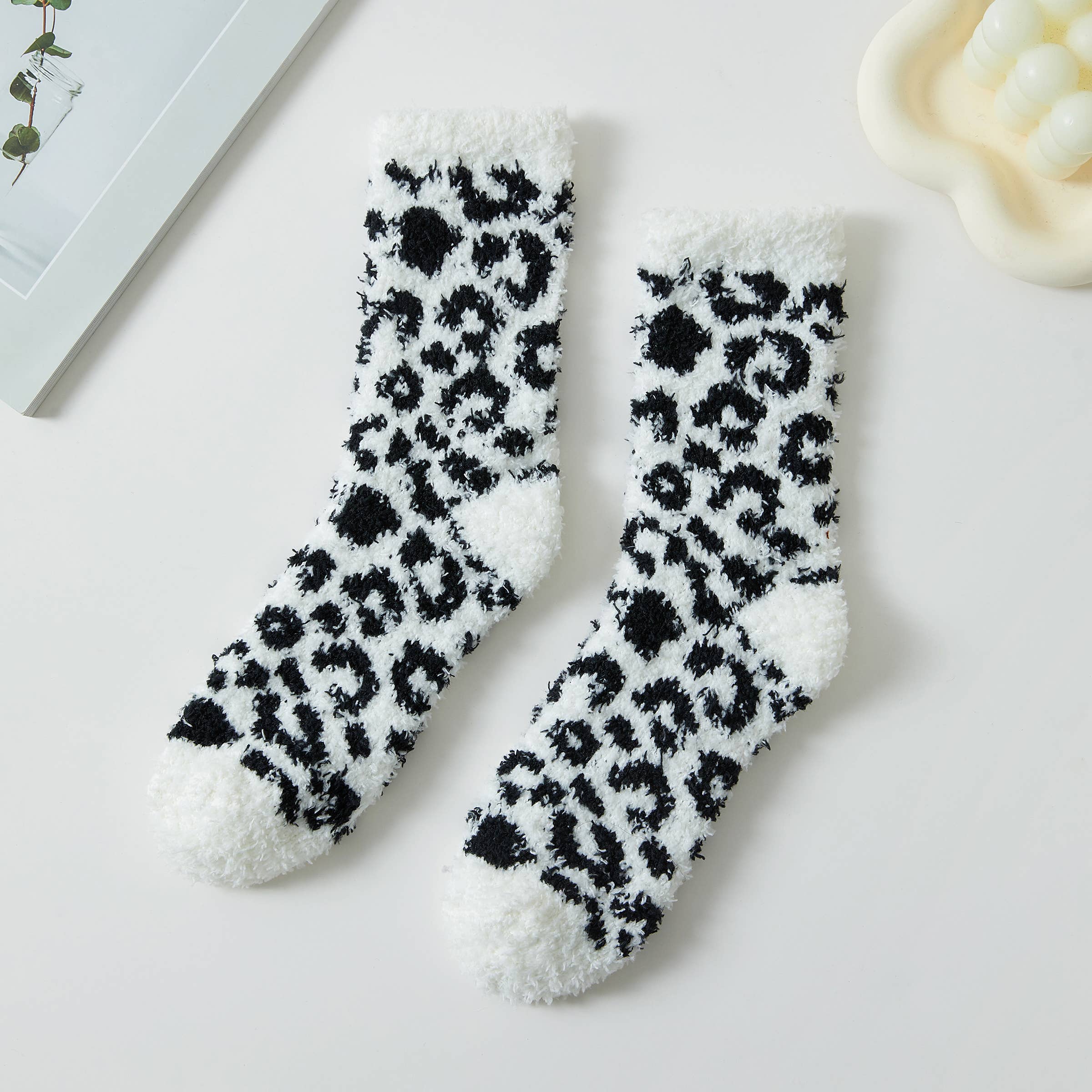FURRA FUZZY SOCKS