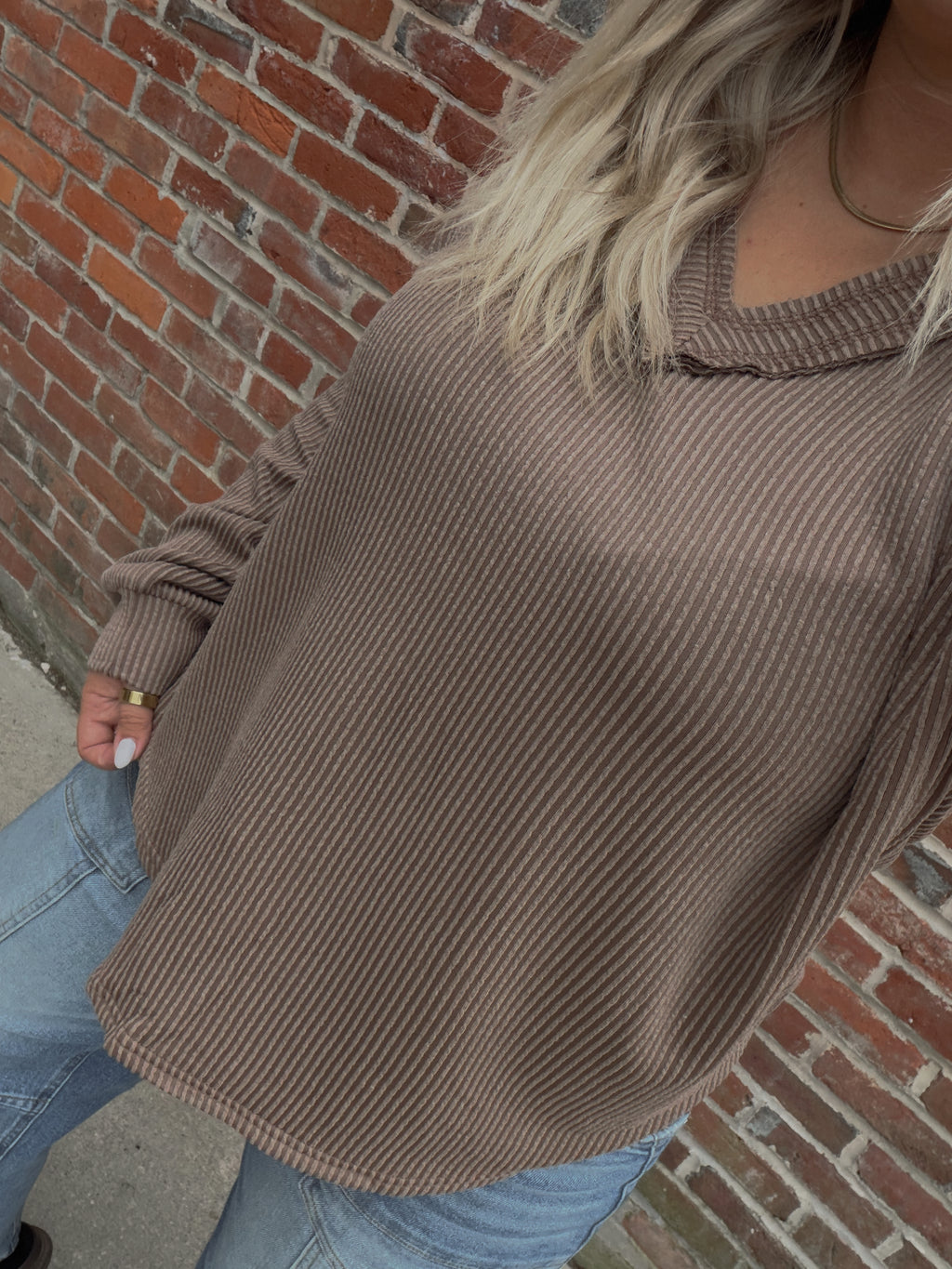 THE TOFFEE TEXTURED KNIT TOP