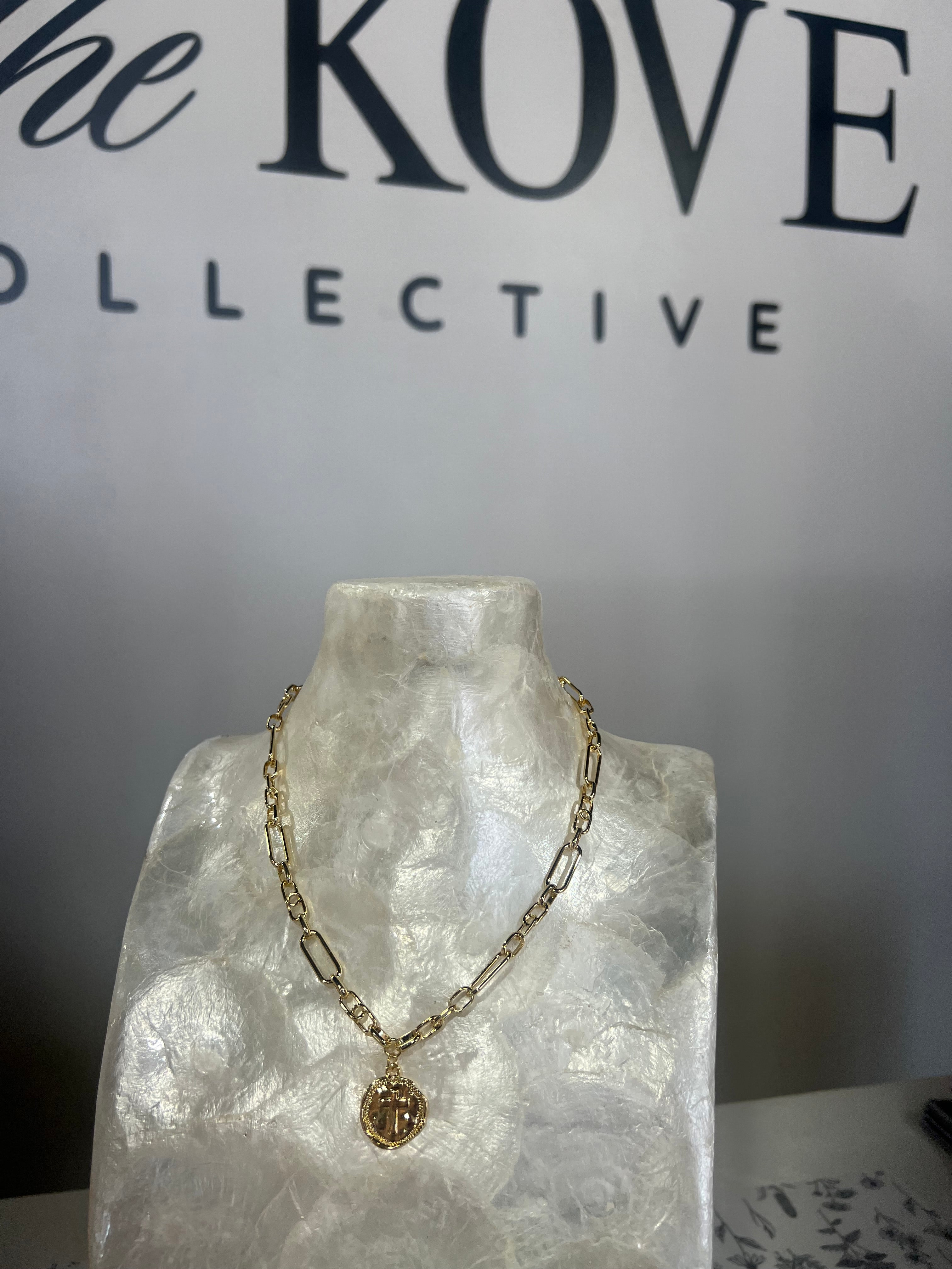 CROSS NECKLACE