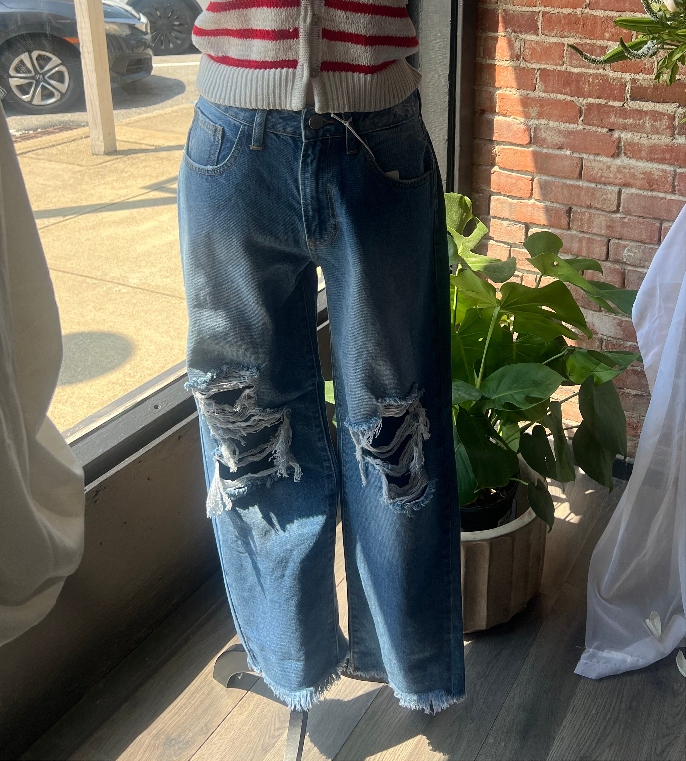 JAGGER DISTRESSED JEANS