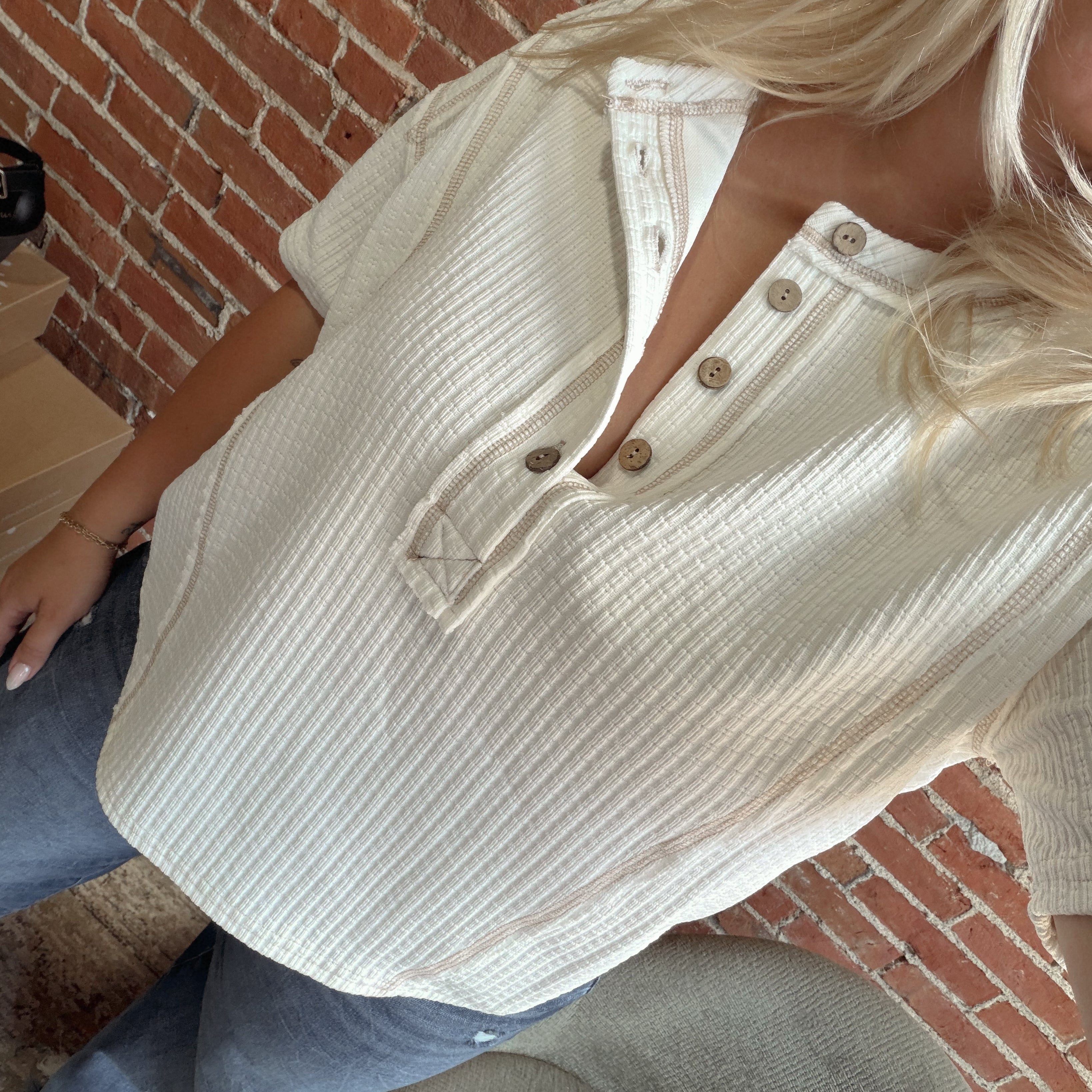 THE HENLEY CREAM TOP