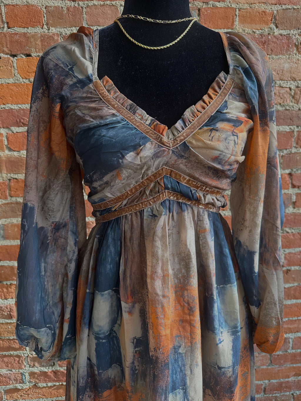 THE DUSK DRESS