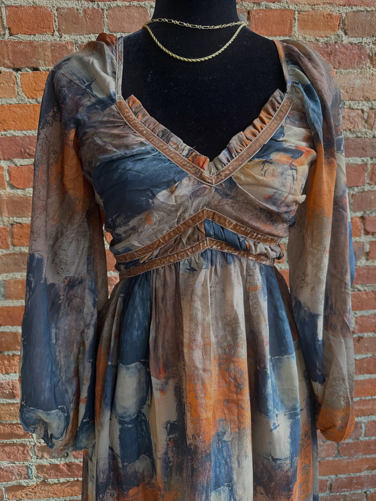 THE DUSK DRESS