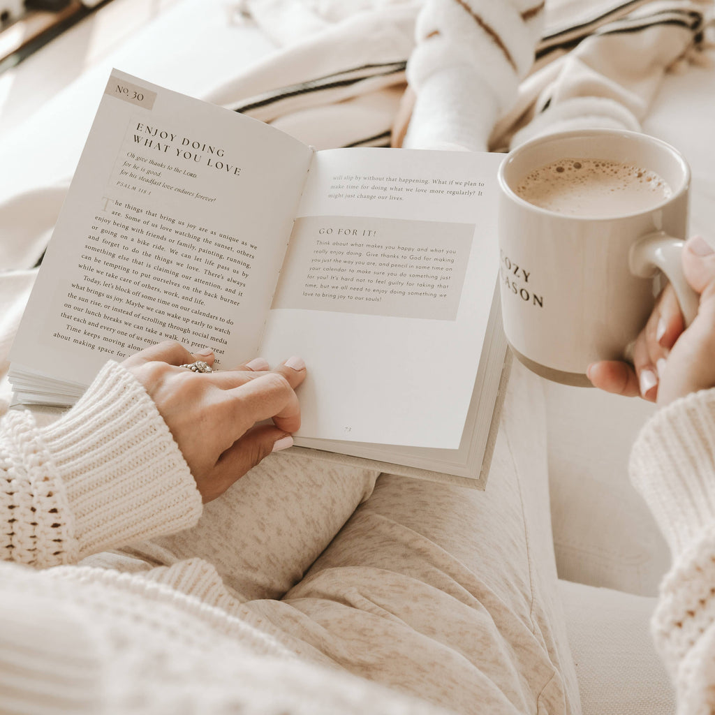 GO FOR IT: 90 DEVOTIONS TO LIVE BOLDLY