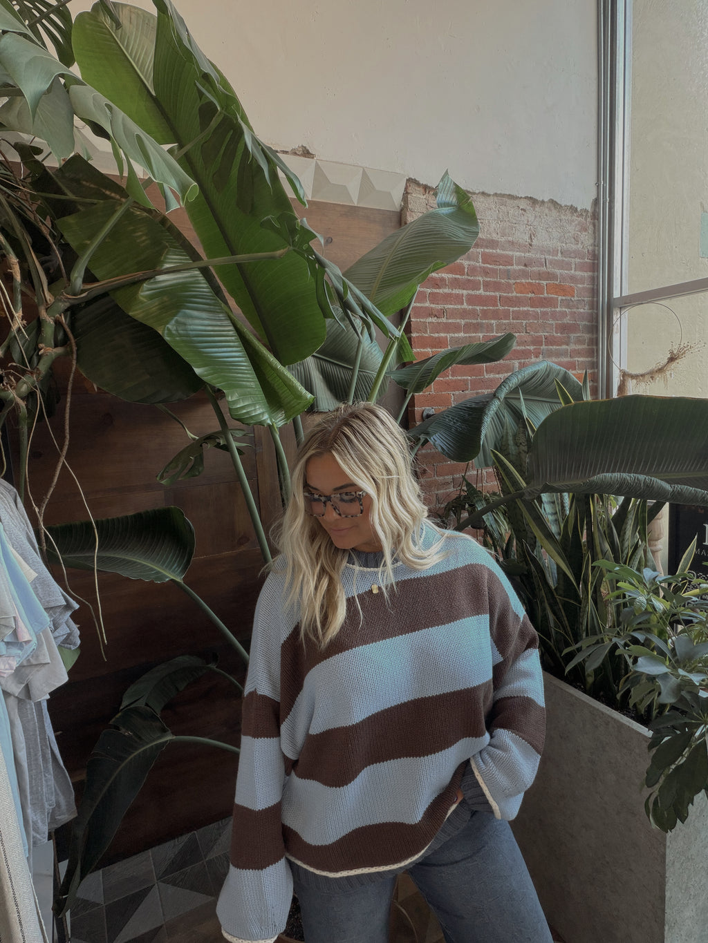 OVERSIZED AERA SWEATER