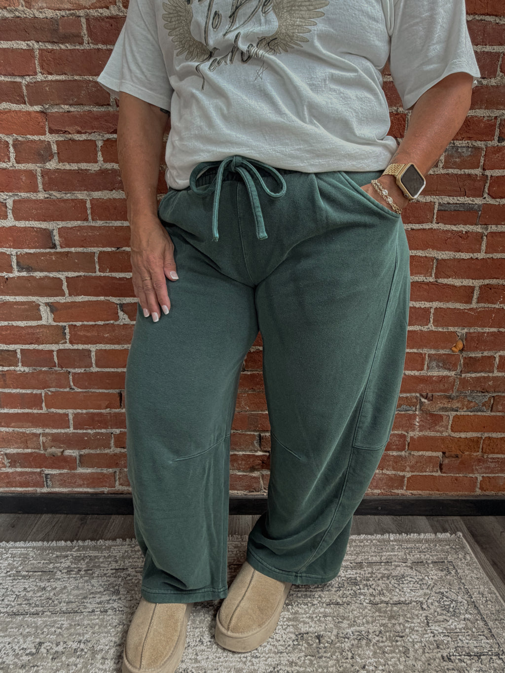 JADE & JELLA BARREL LEG SWEATPANTS